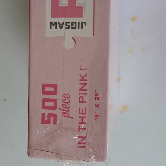 In the pink jigsaw puzzle - Picture 4 of 6